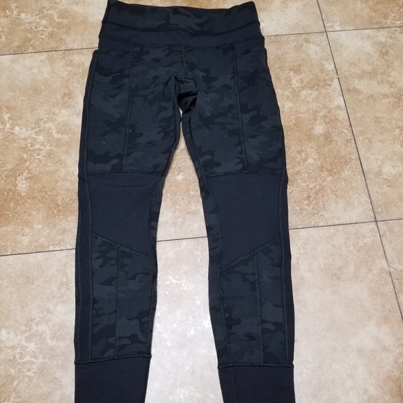 lululemon athletica Pants - SOLD Lululemon sun salutation black camo sz 6